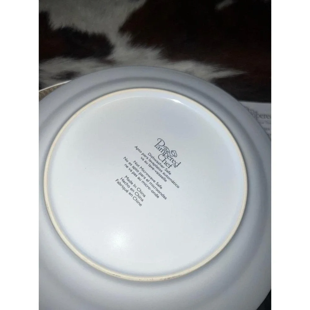 The‎ Pampered Chef Dessert Plates Set of 4 White Black Gold Stars Excellent 8in